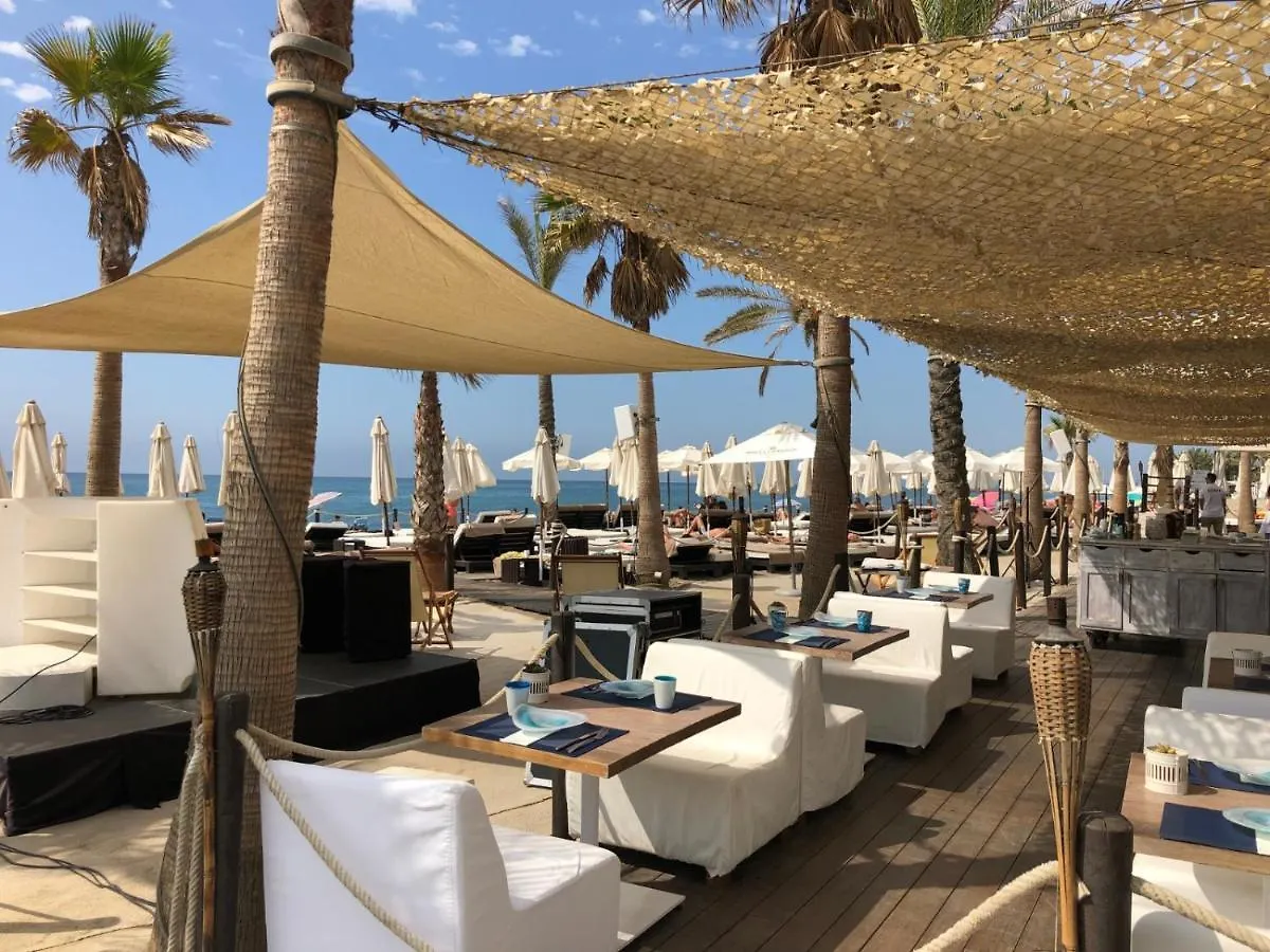 Luxury 3 Bedroom Apartment 300M From The Beach Fuengirola Spain