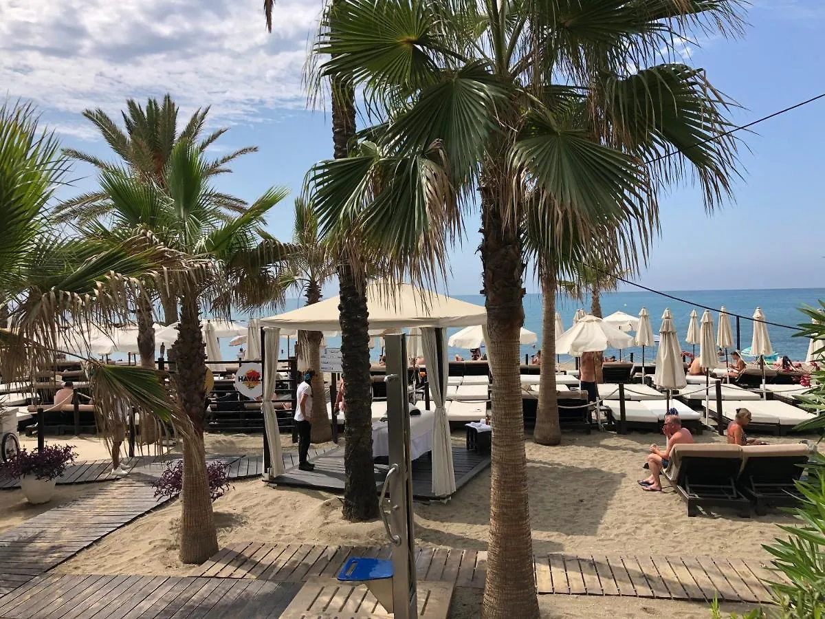 Luxury 3 Bedroom Apartment 300M From The Beach Fuengirola