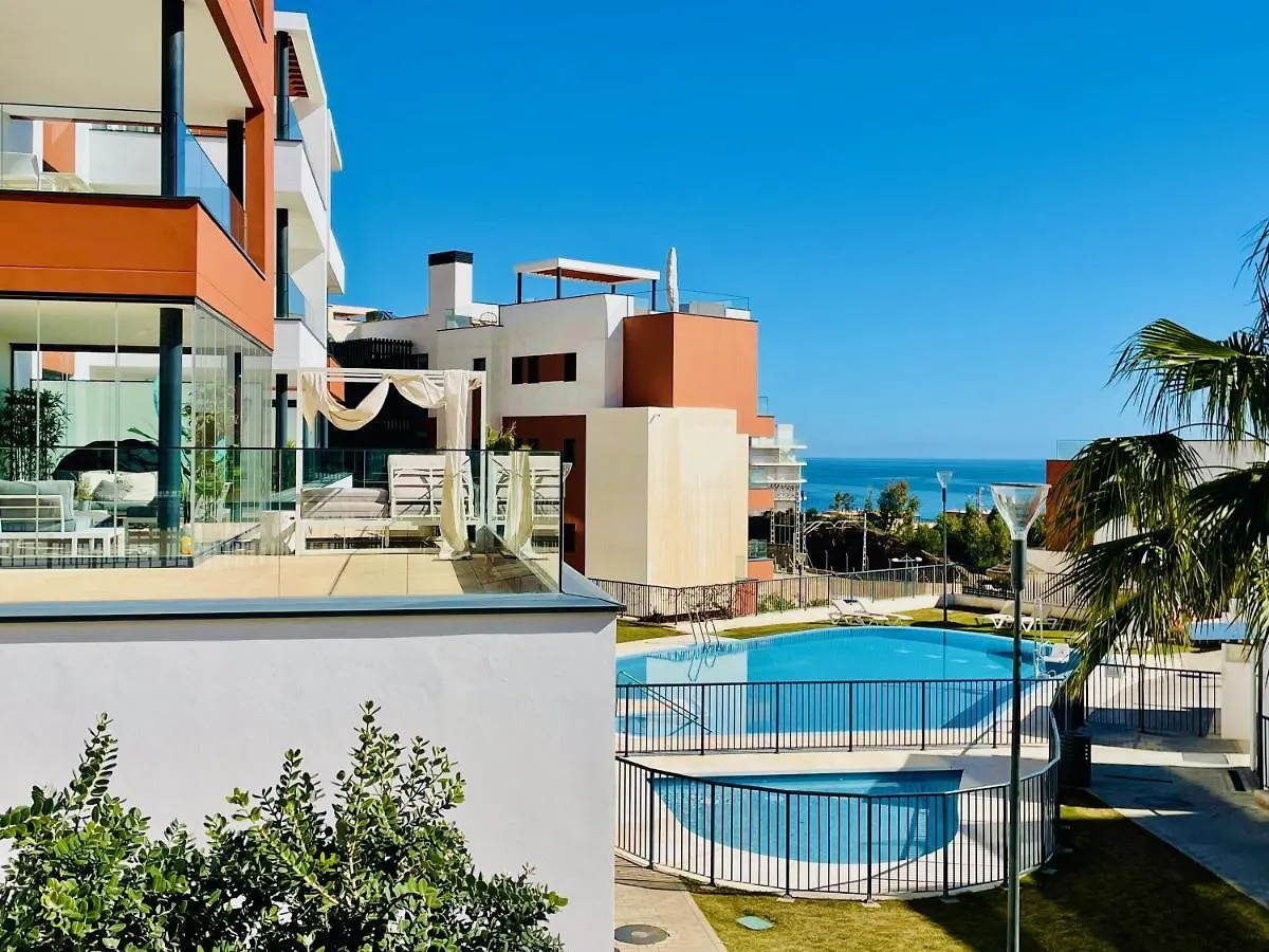 Luxury 3 Bedroom Apartment 300M From The Beach Fuengirola