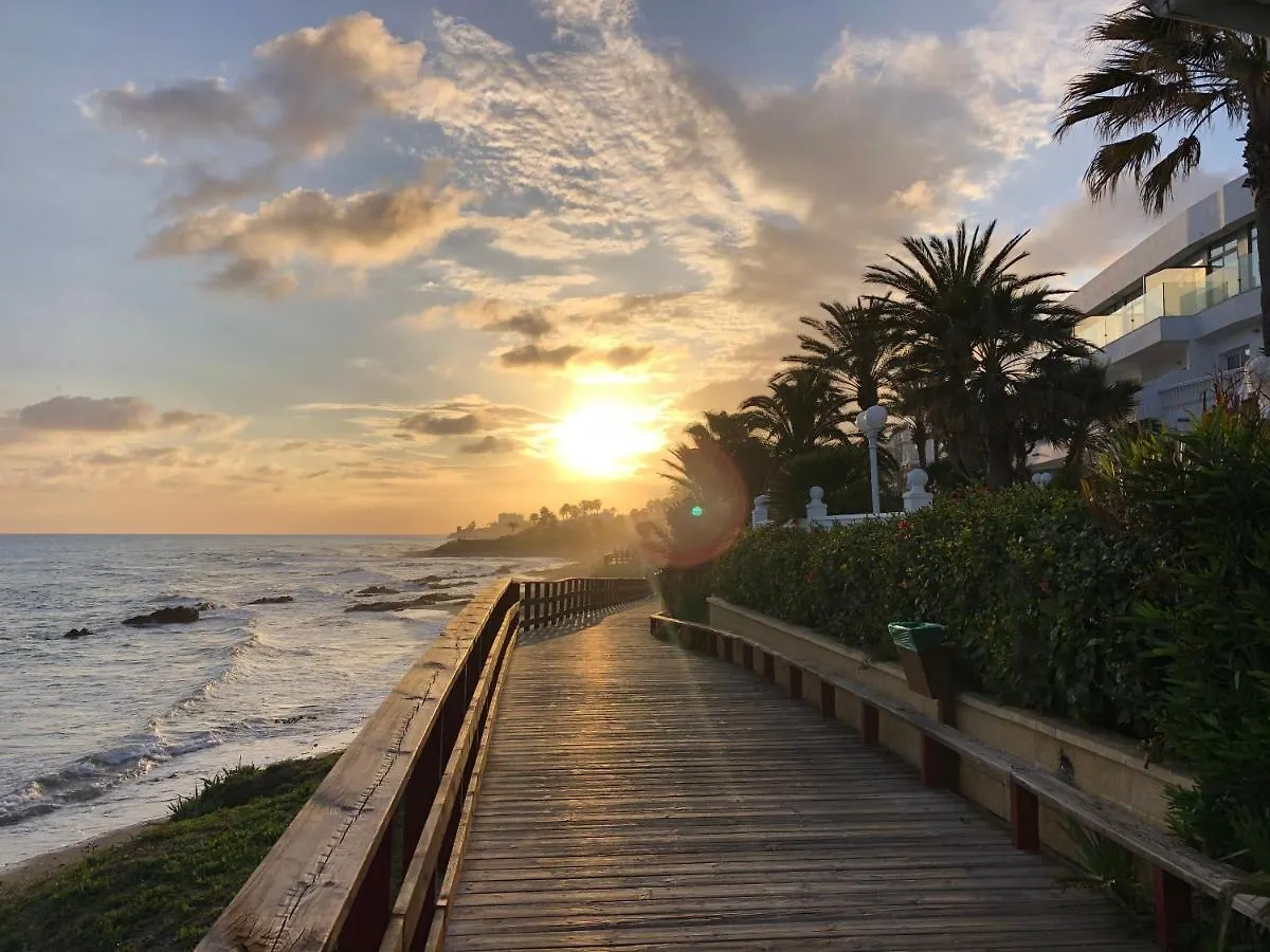 Luxury 3 Bedroom Apartment 300M From The Beach Fuengirola Ισπανία